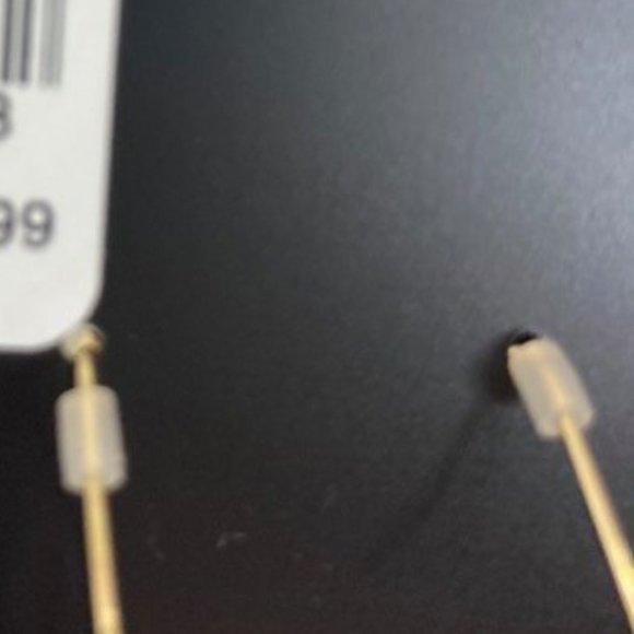 NY&C Gold plate teardrop hoop pierced earrings NWT - Picture 6 of 8